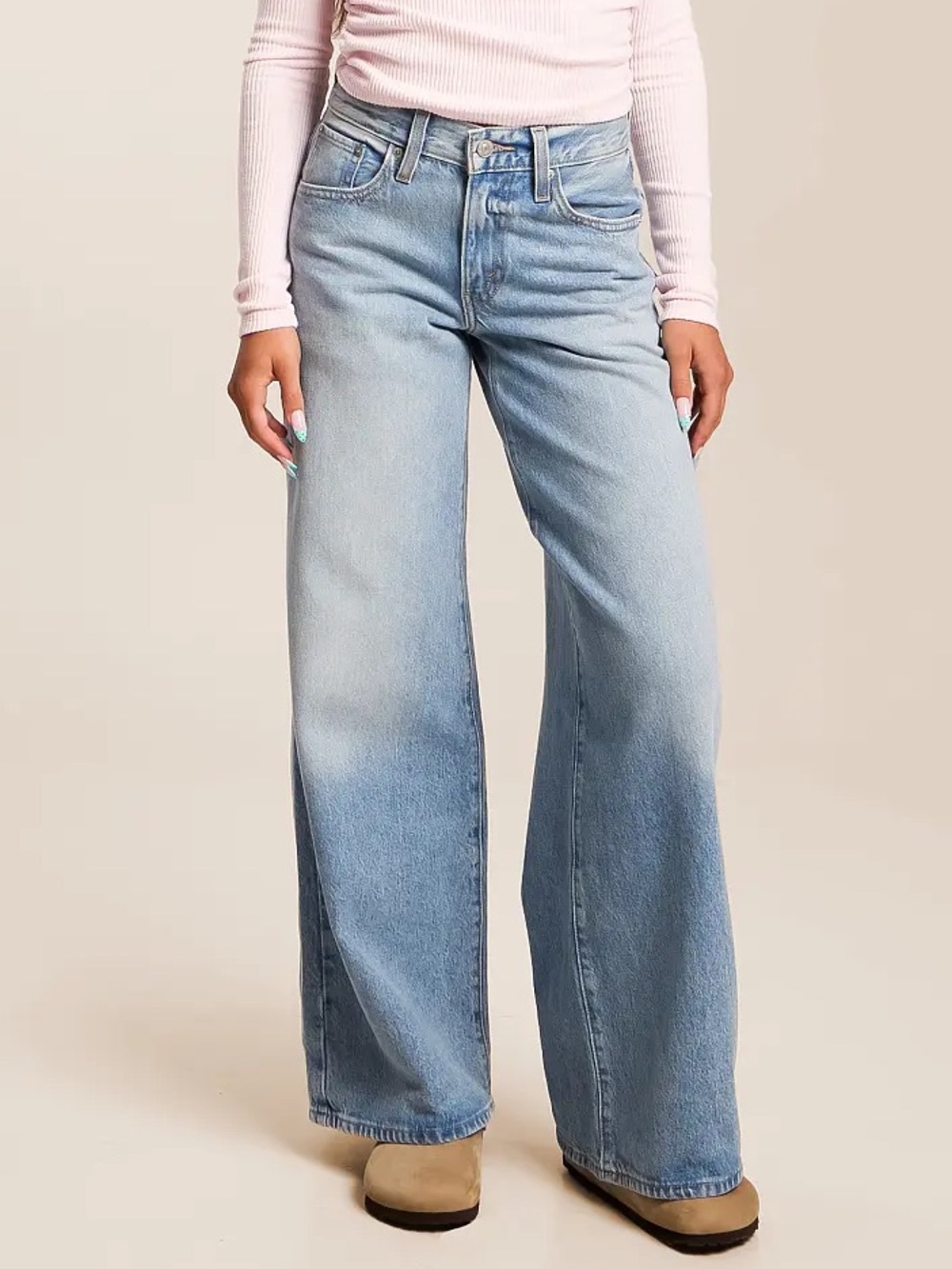 NWT Levi’s Middy Wide Leg Jeans